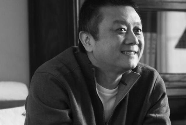 北京"流氓"王朔:骂人说脏话泡妞的老炮儿,原来脸皮薄到了极点