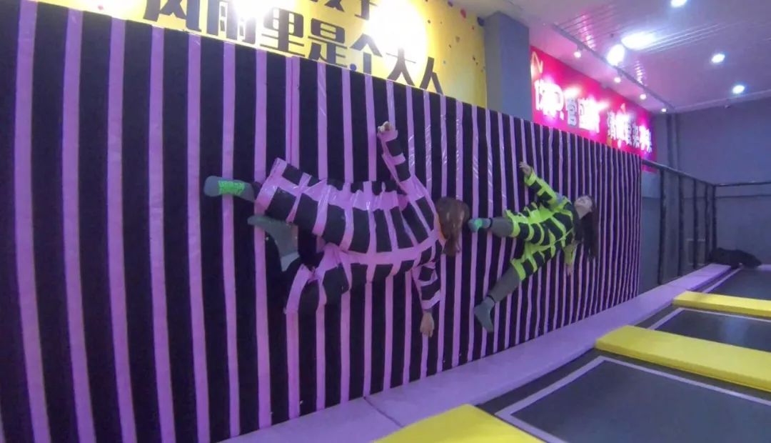 免费玩!火爆抖音的网红蹦床馆来啦!