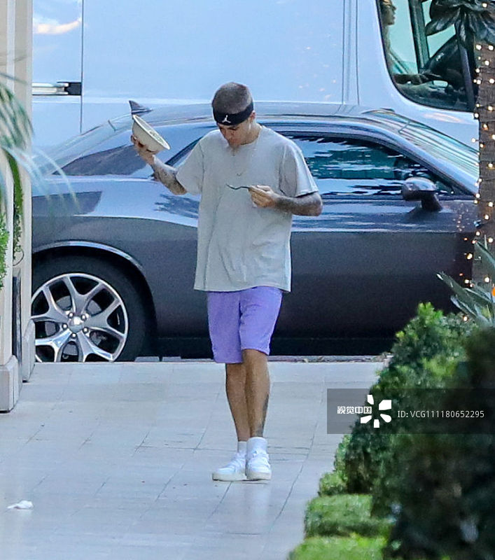 当地时间2018年12月7日,美国加利福尼亚,贾斯汀·比伯(justin bieber)