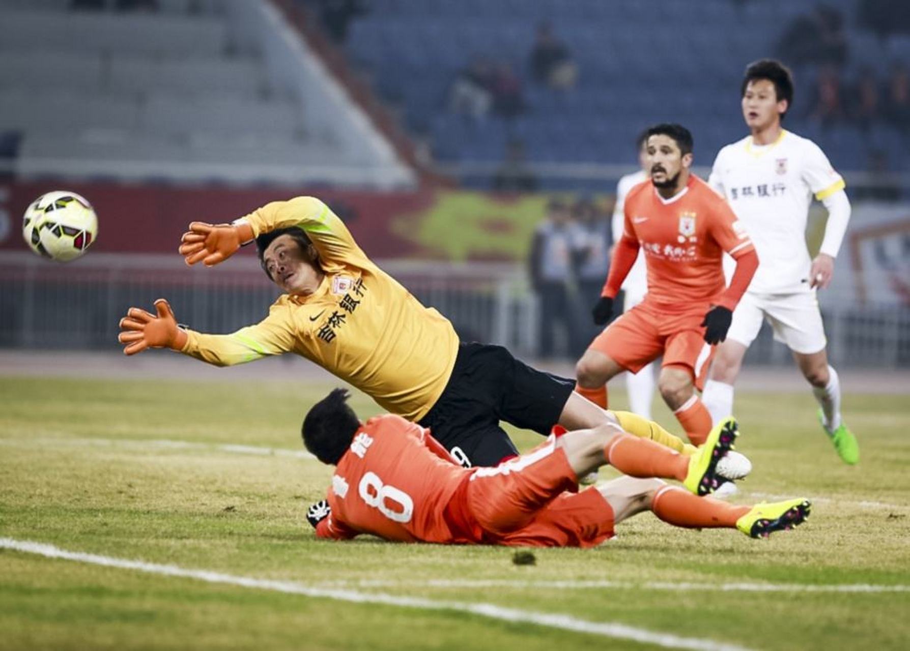 2004中国足球超级联赛