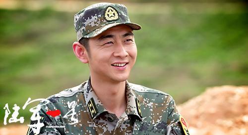 《猎毒人》17岁就混社会的夏侯镔演鬼哥很出彩,反派也锋芒