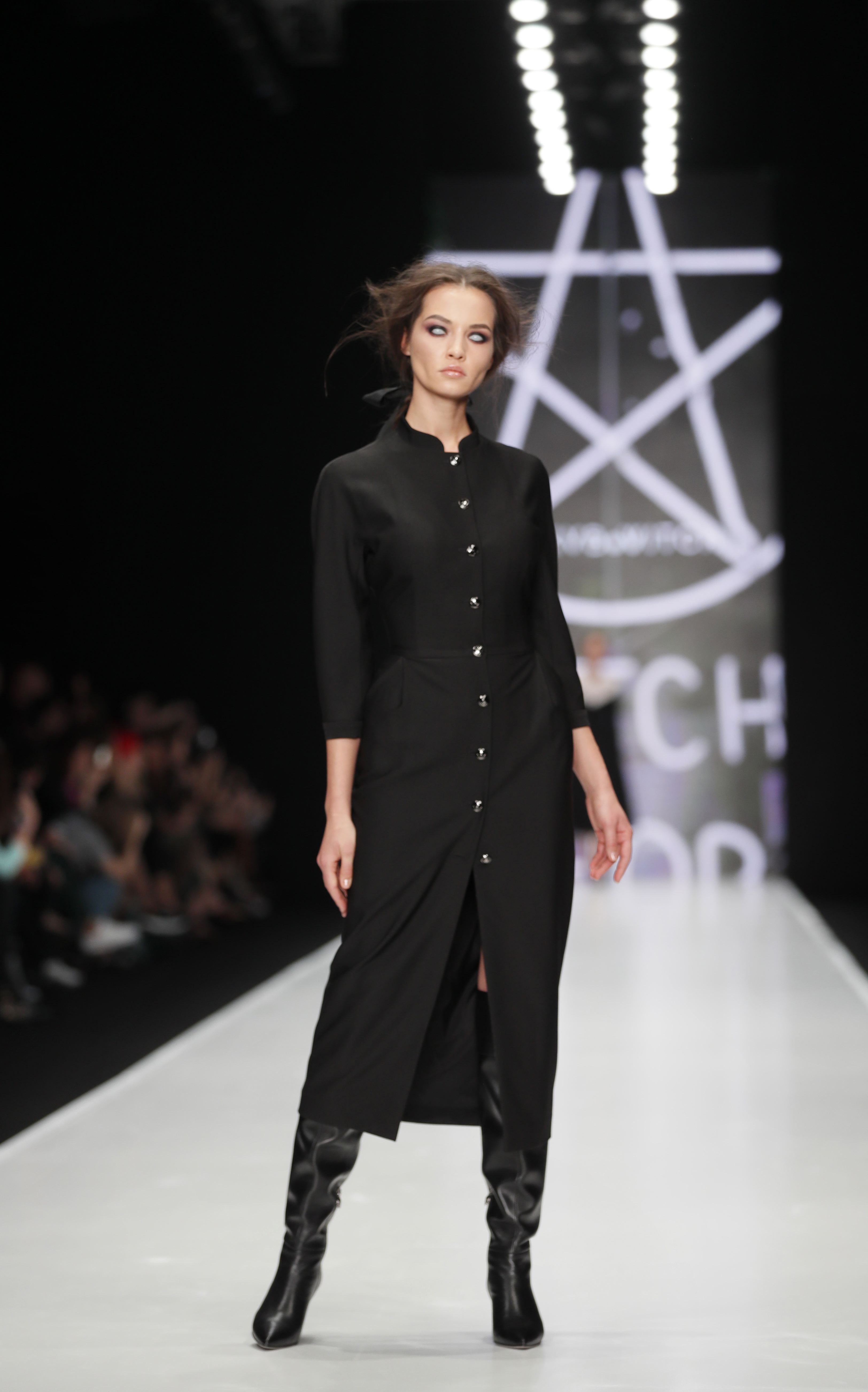 俄罗斯时装周——设计师奥尔加·雅库波维奇作品时装秀(2)