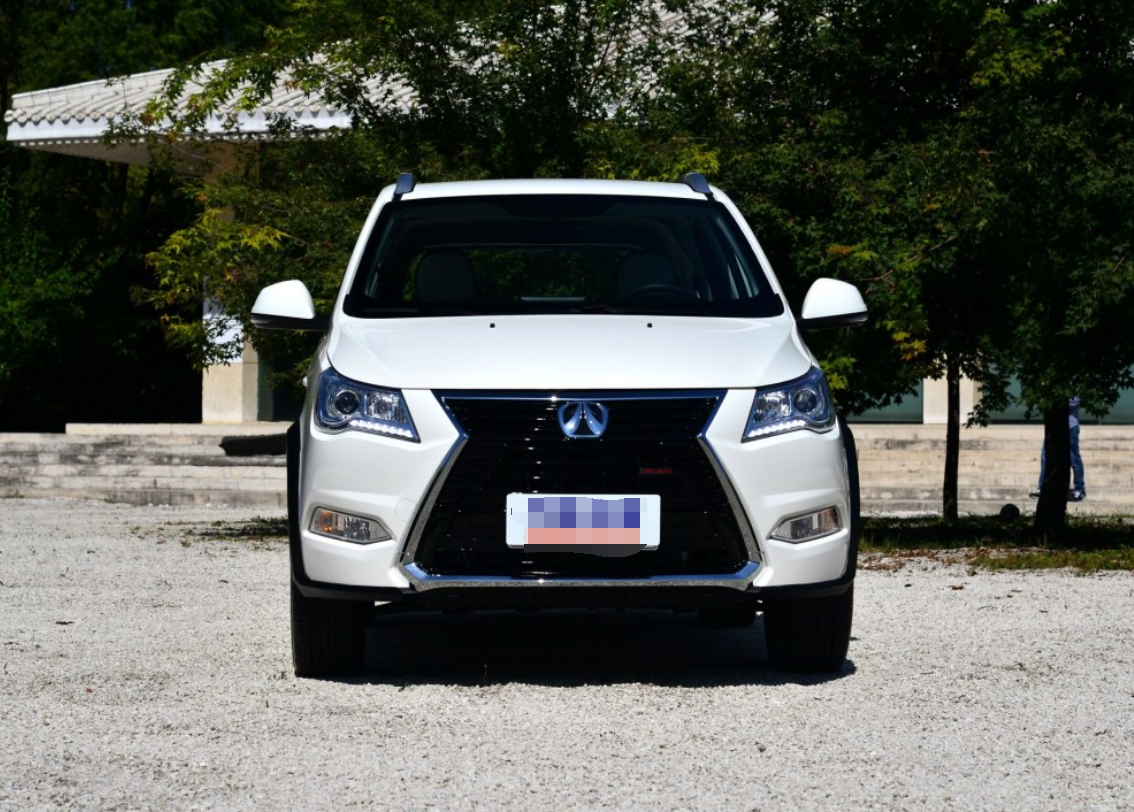 这么美观霸气的北汽威旺m60,年轻人的首选,你不喜欢吗