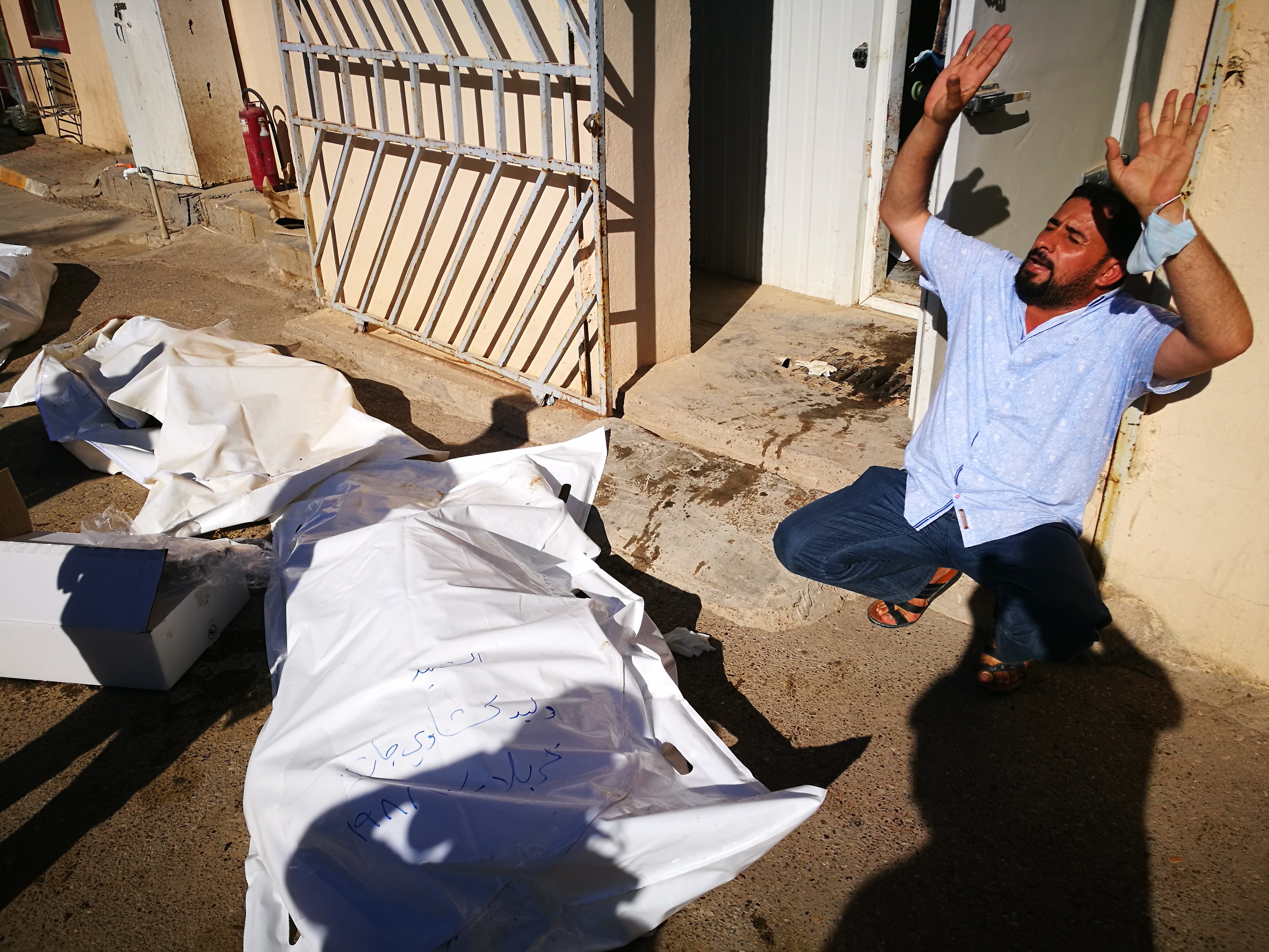 3名平民在伊拉克东部遭不明身份武装分子枪杀