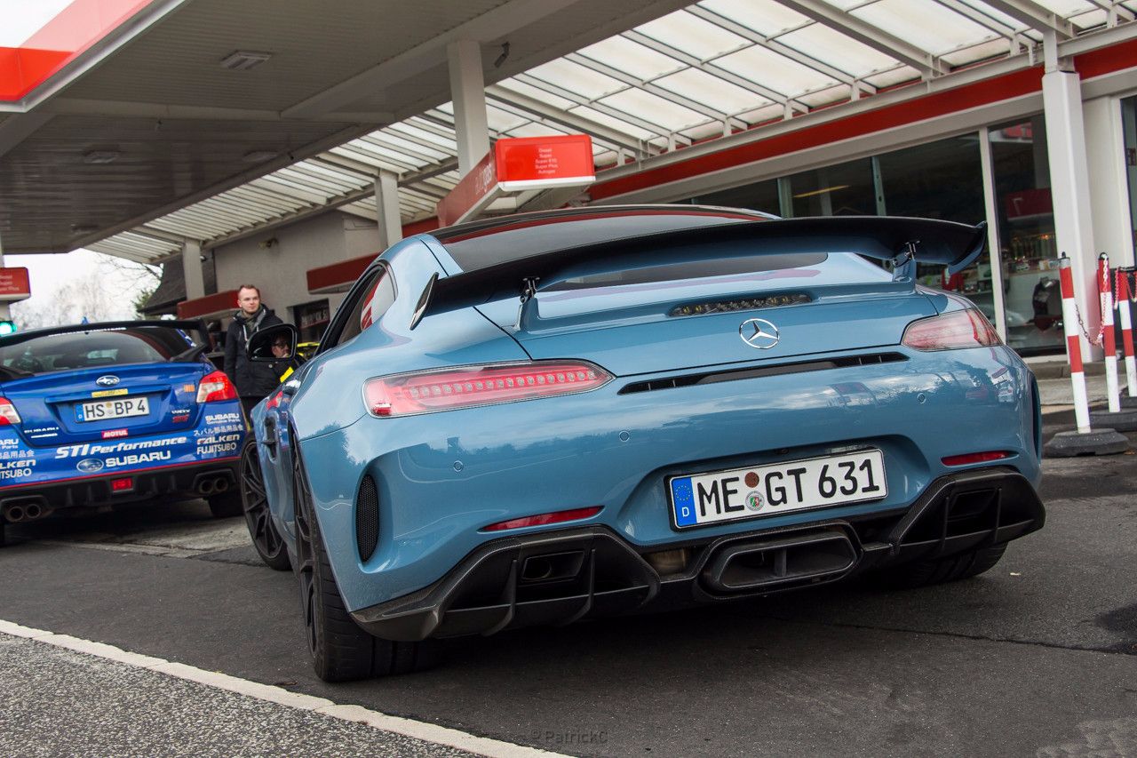 中國藍amg gtr,有彈射起步功能,激活它有一個條件