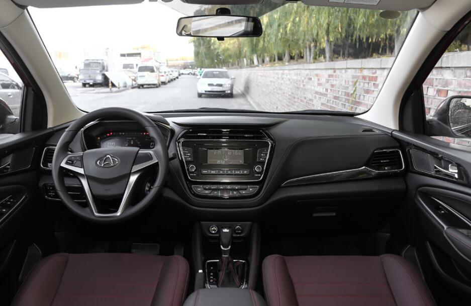 长安汽车-长安欧尚a800,颜值狂野不羁,内饰也是可圈可点!