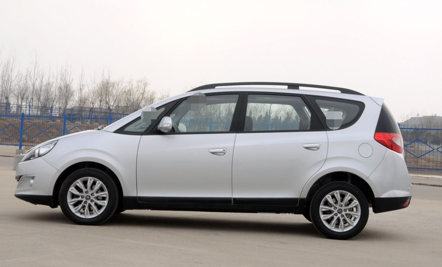 瑞风m2,"颠覆性"的高颜值,内部配置也非常的丰富!