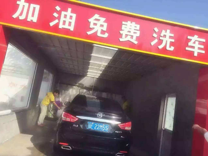 为什么"私人加油站"的油,不但便宜还免费洗车?内行人透露实情