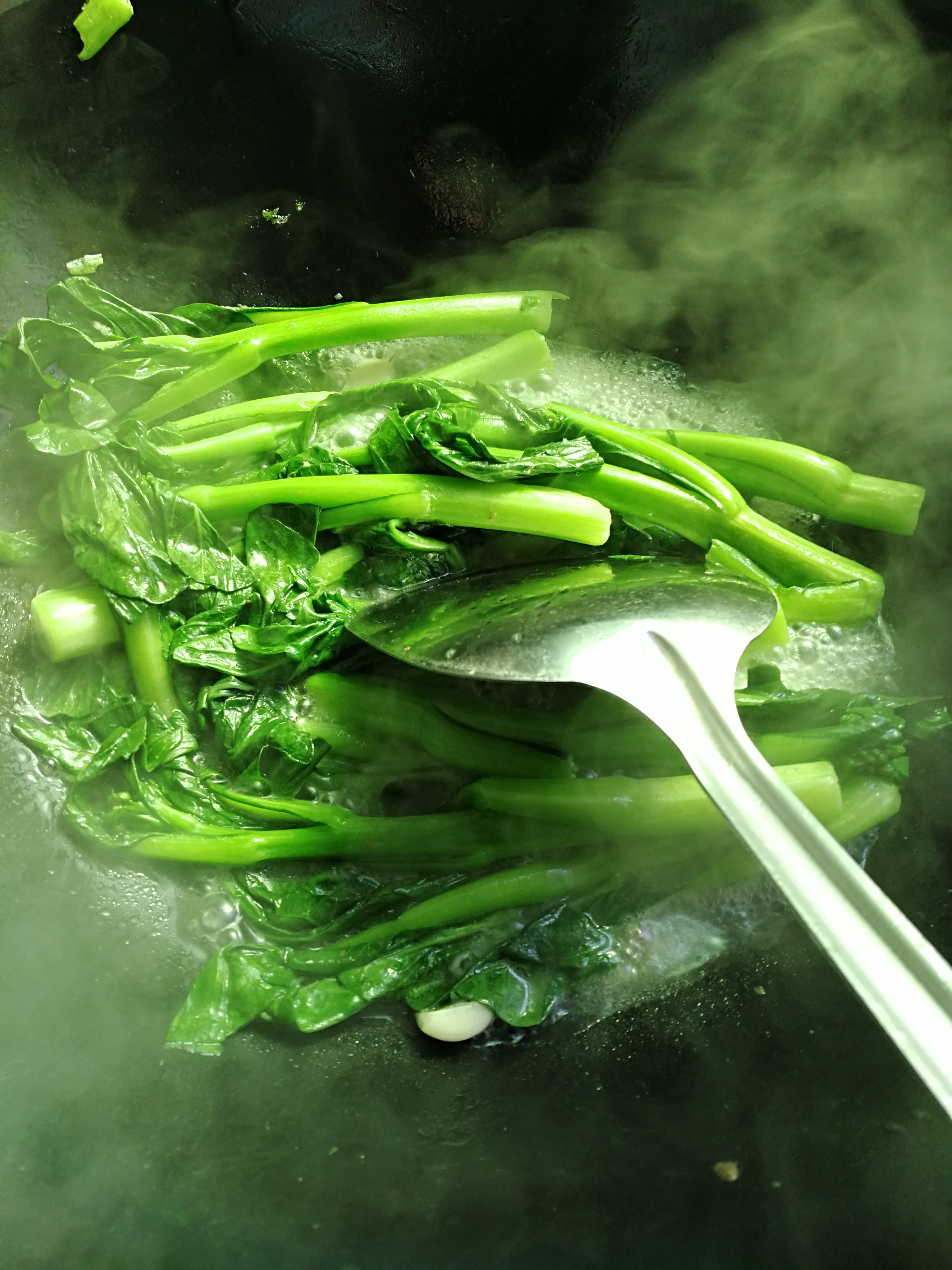 粤菜-健康鲜嫩 白灼 蒜蓉菜心 简单家常做法