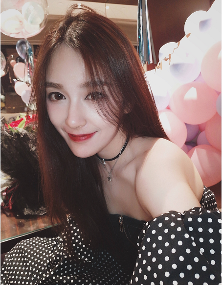 rita自曝绯闻男友至少2个,陈伟霆跟鹿晗?网友:上层人的生活!