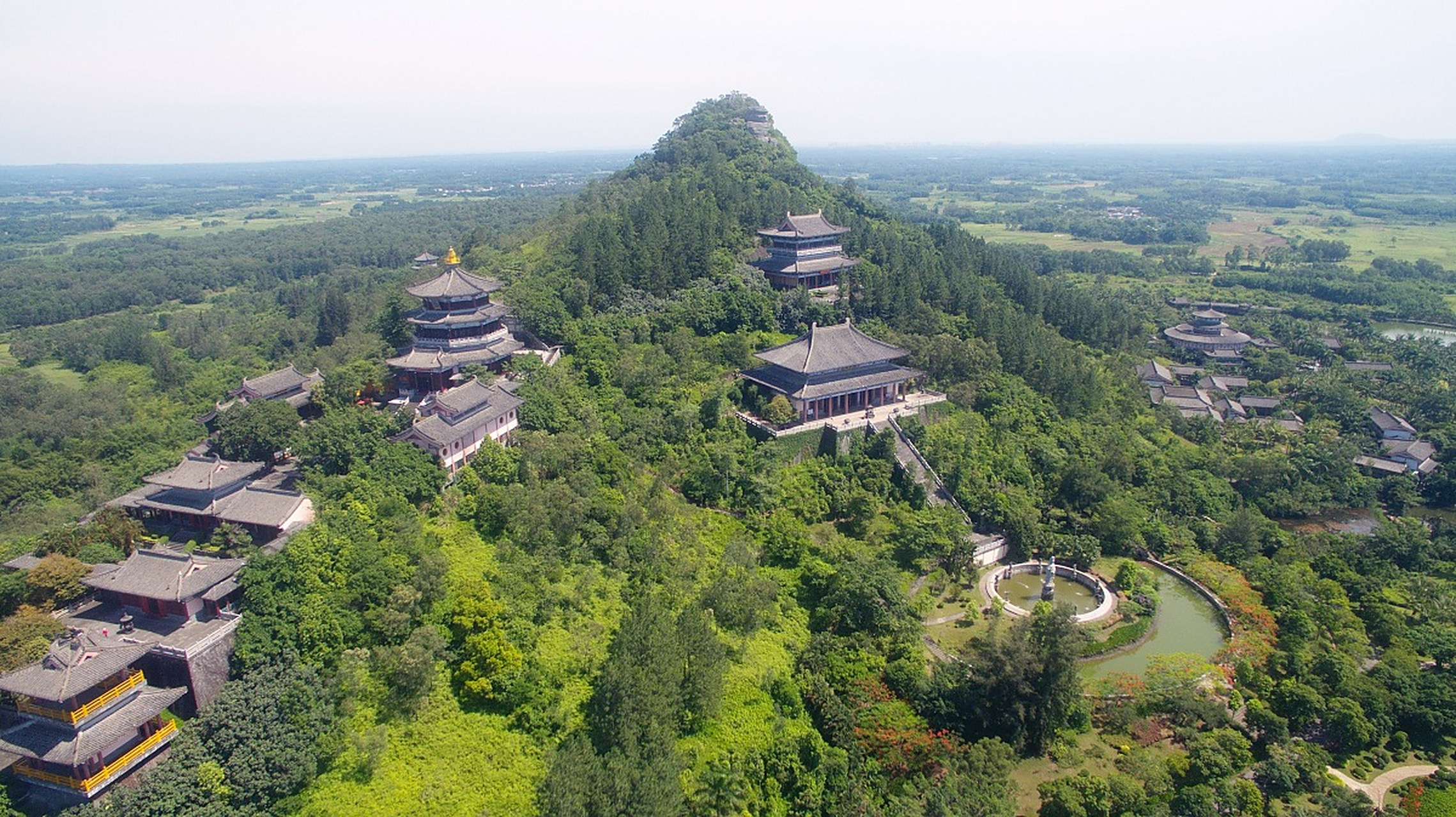 八公山国家森林公园,一个天然的氧吧,等待着每一个寻求心灵平静的你.