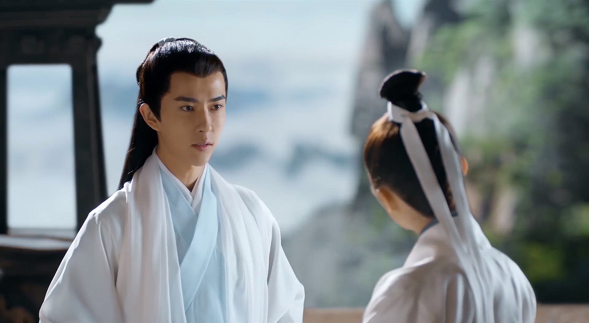 于朦胧新剧搭档号称公主专业户的她,内敛成熟造型比白真还要仙气