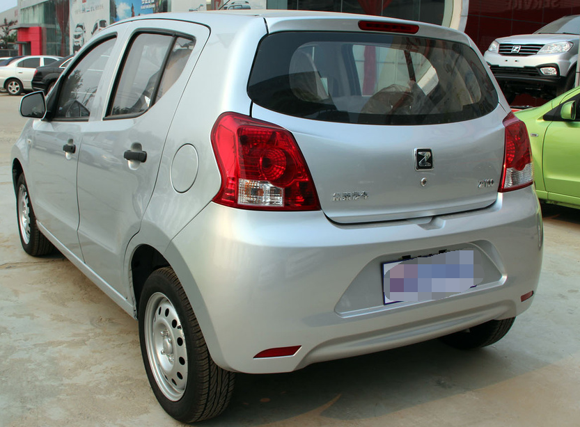 众泰z100 1.0l 标准型,颜值非常的在线,给人满满的驾驶欲望