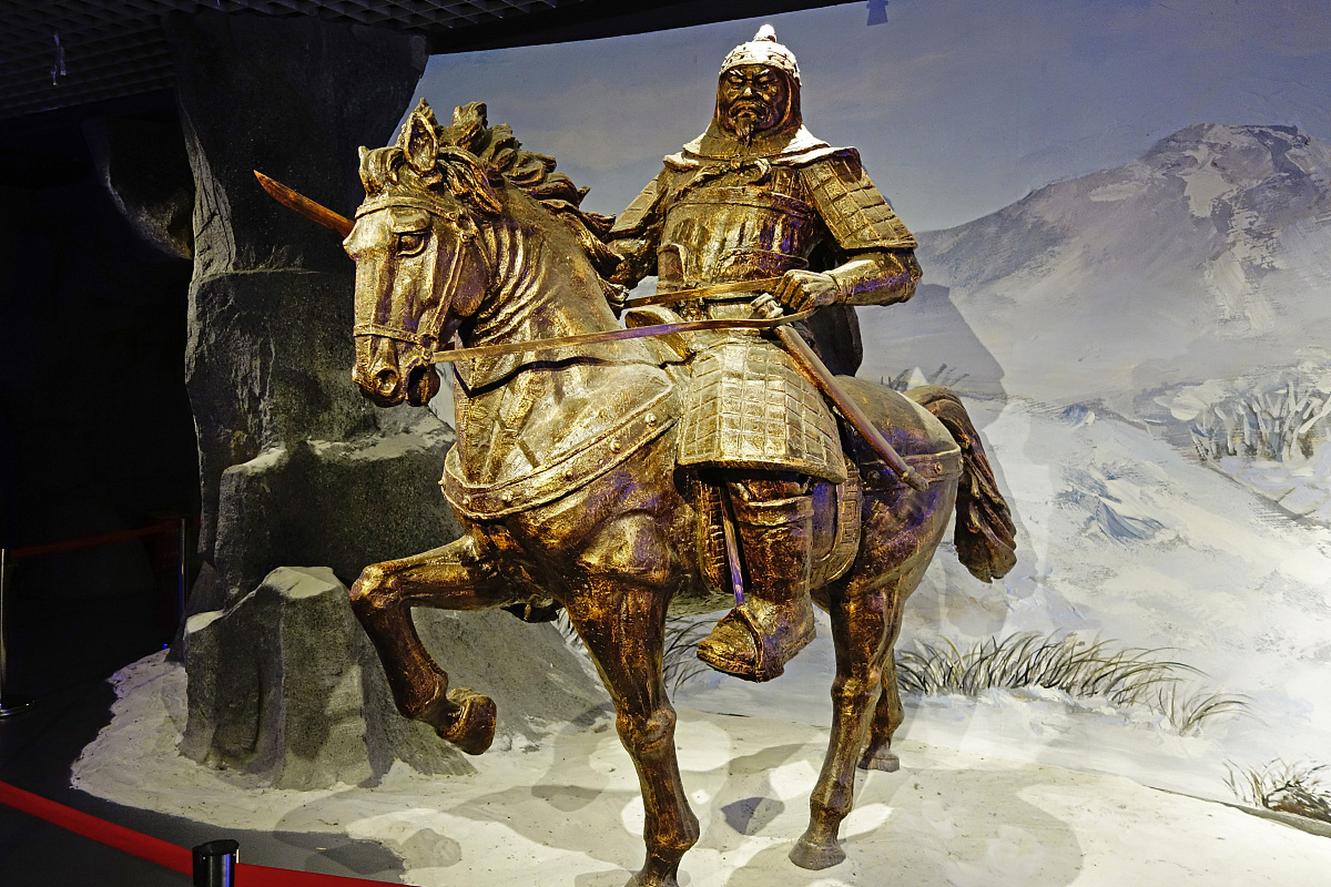 历史上七位力挽狂澜的武将包括岳飞,霍去病,白起,韩信,关羽,李靖和