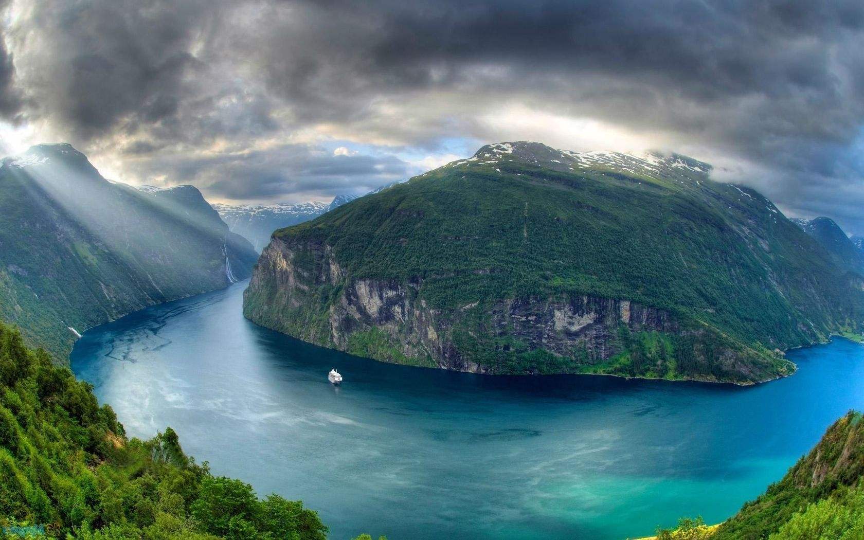 挪威盖朗厄尔峡湾,美丽神秘像世外桃源,来的人都说被征服!