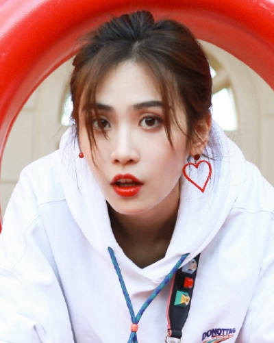 刘美彤灵动随性,可爱迷人,写真图片