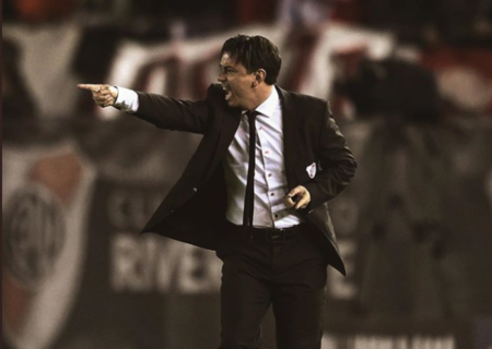 真克星!河床主帅加拉尔多杯赛面对博卡保持总比分全胜