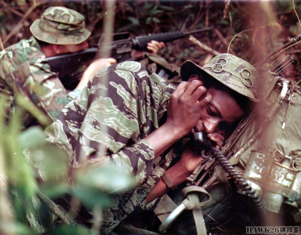 美军特种部队重现经典pose"虎斑迷彩"荣耀回归 只是演习?