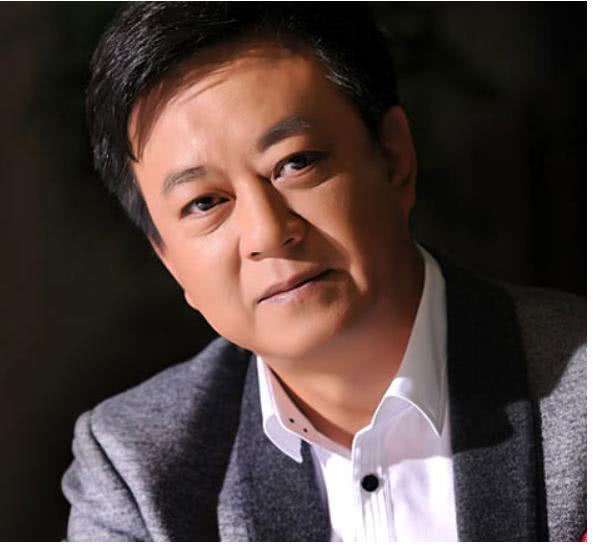 朱军猥亵女大学生,四年之后再次较量,下一个吴秀波