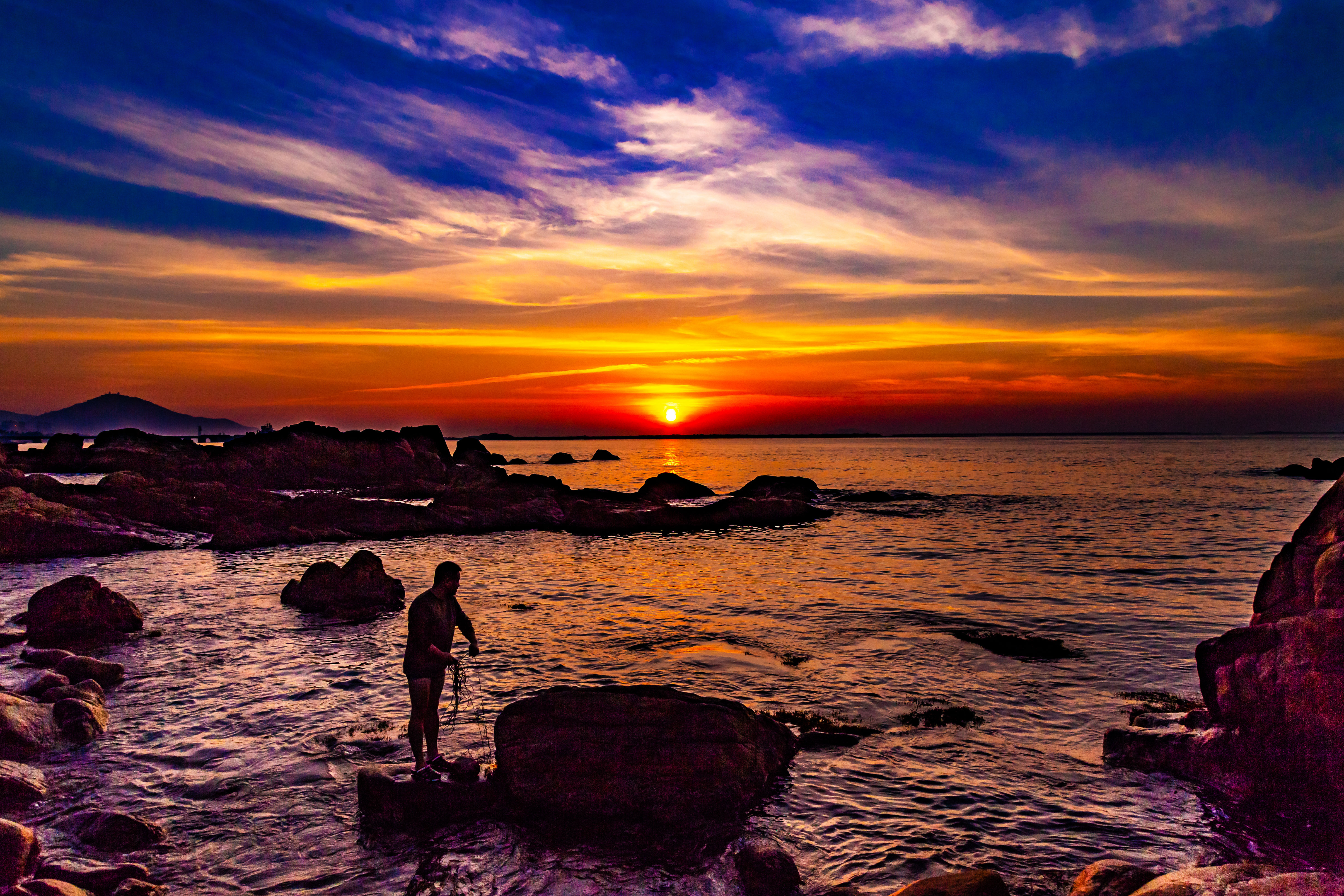 海南三亚处于完全原始状态的海湾请欣赏