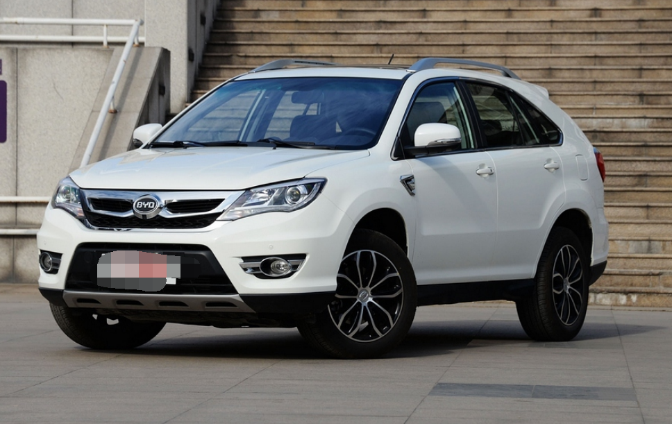 比亚迪s7颜值狂野不羁的,很潮,很上档次,非常霸气!