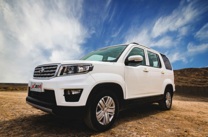 以车神之名,开启c位之争 长安欧尚x70a pk 五菱宏光s3