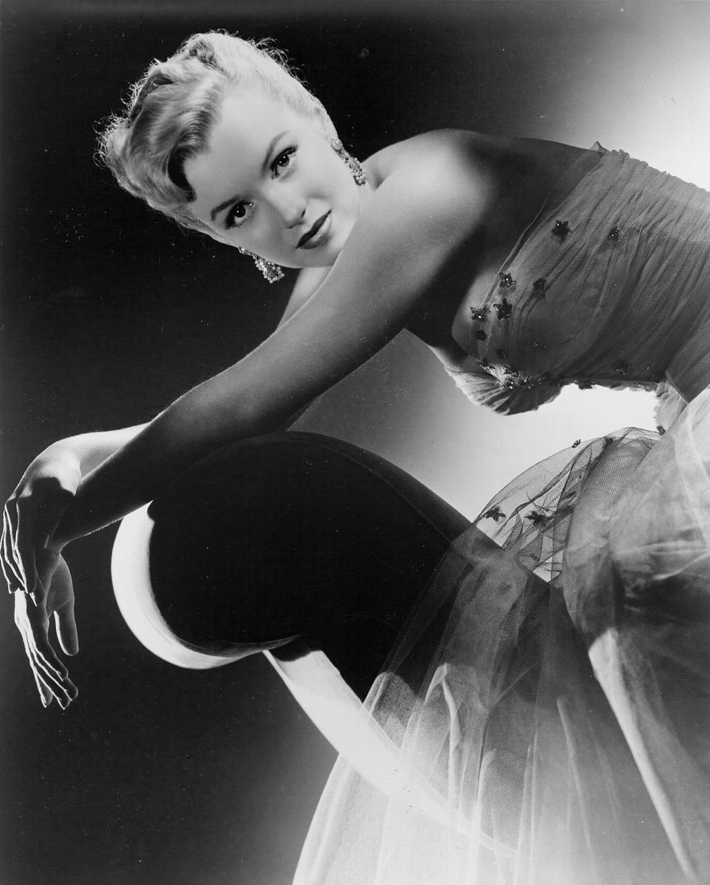 上世纪五六十年代,好莱坞崛起了一批令人瞩目的明星,其中玛丽莲·梦露