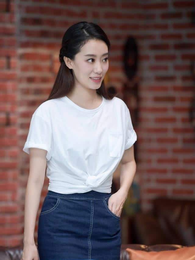 中国内地女演员,走喜剧路线的张小斐