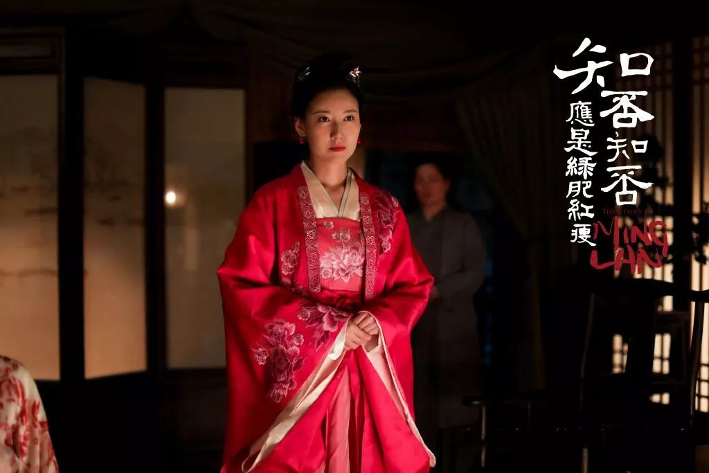 继《知否》后,高露又出现在热播剧《都挺好》中,真是太会选剧了