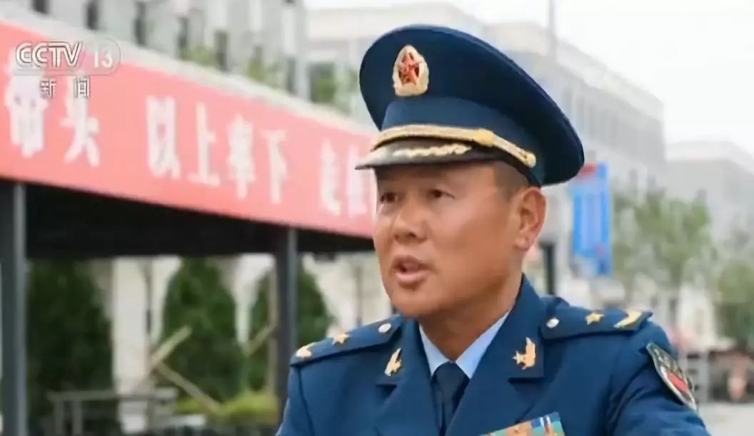 海军,空军少将领衔受阅!首次亮相的方队有27位将军