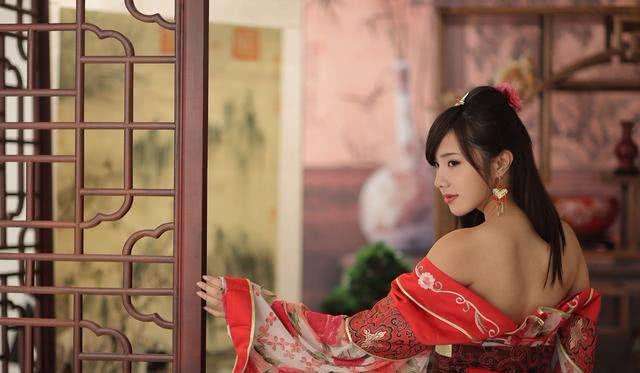 古代风尘女子嫁人后,为什么很快就被丈夫抛弃?原因让人心酸无奈