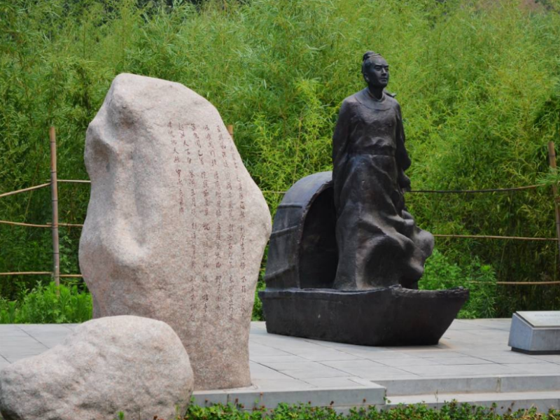 吴伟业为柳敬亭和苏昆生所写,表达作者对友人流离失所的担忧之情