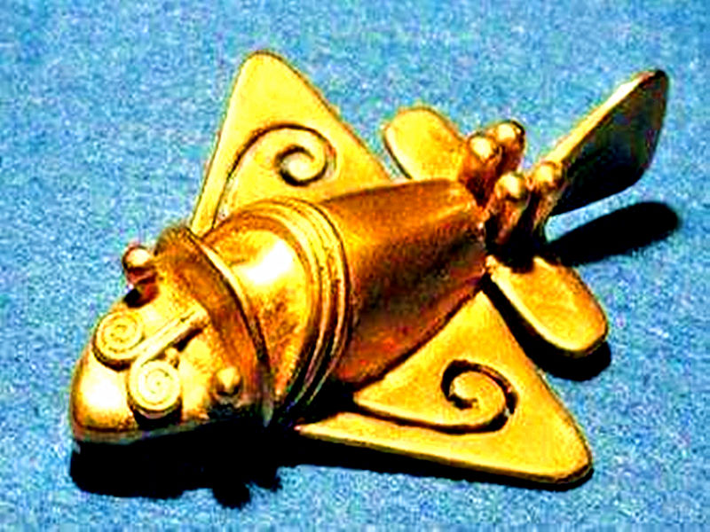 远古文明出土"黄金飞机",专家将其原样复制后竟飞上天