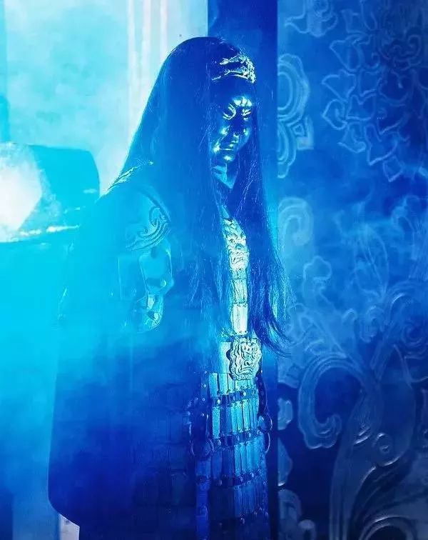 十六年前的《第八号当铺》,堪称穿越古今的魔法巨作