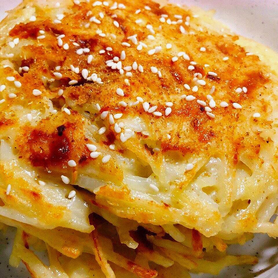 香酥可口的香煎土豆饼,外焦里糯的口感,小孩子的新欢挚爱!