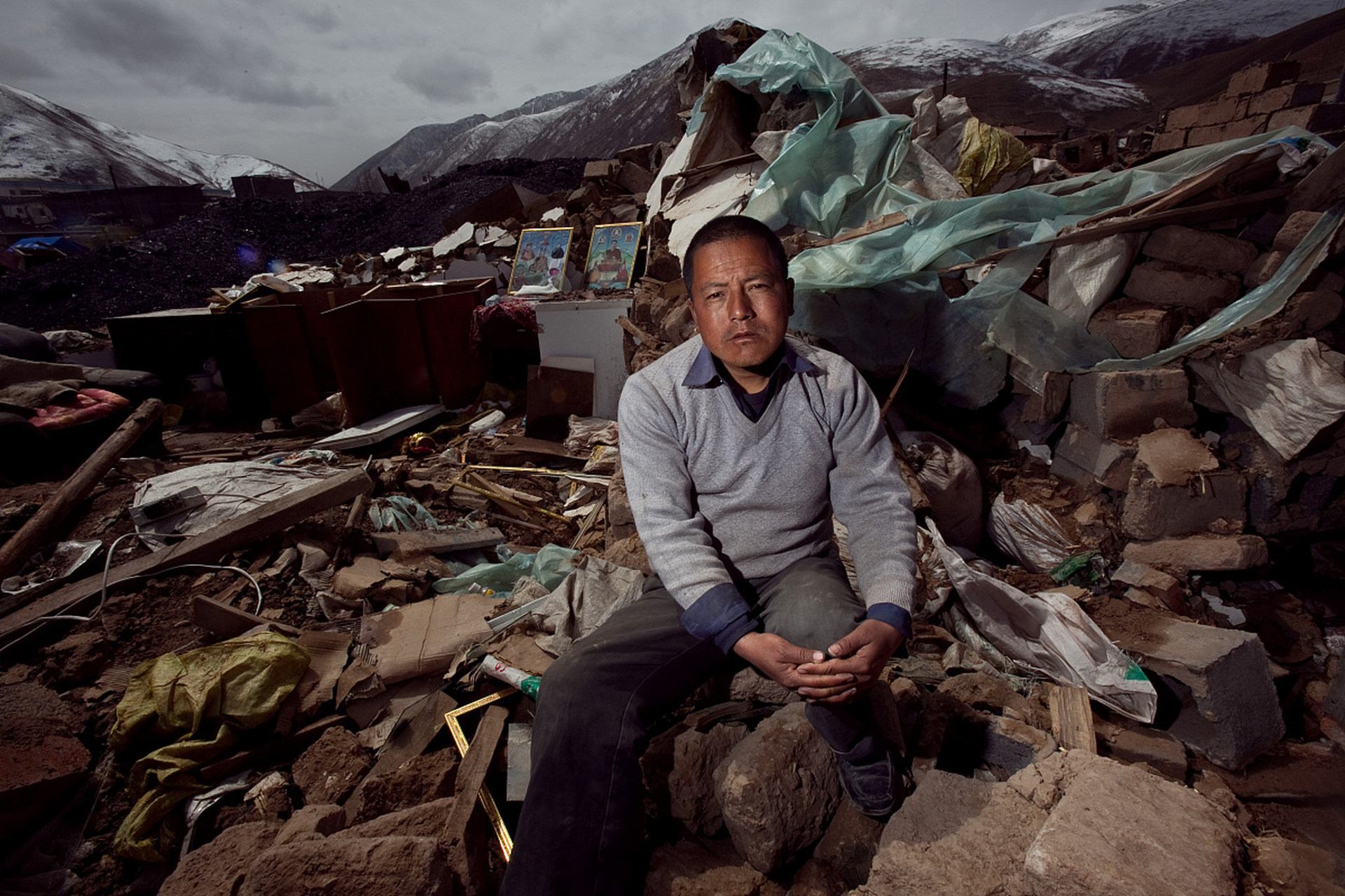 深情悼念——记中国青海玉树大地震 #青海玉树地震#  2010年4月14日