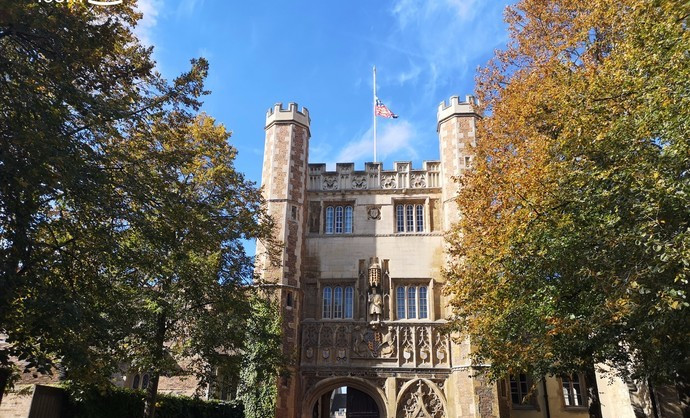 三一学院,著名的科学家牛顿就在这里就学