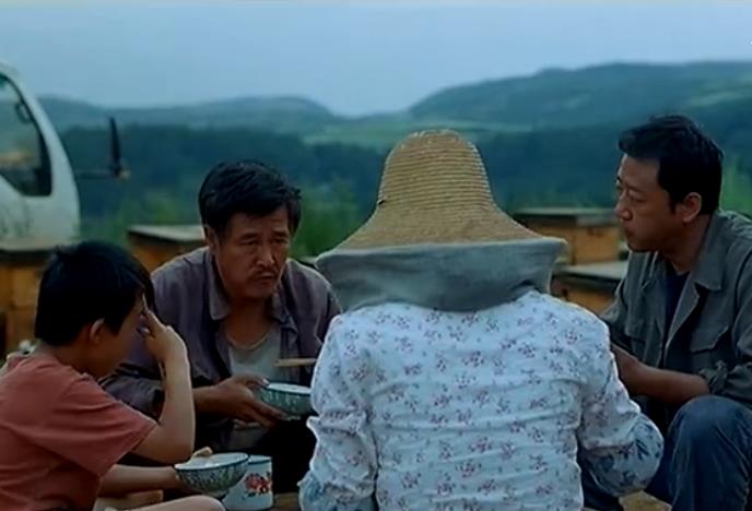 重温《落叶归根》:这三个小人物,无法忽视!