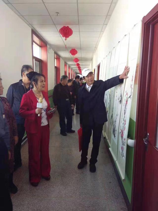 高俊英《我和我的祖国大型个人画展》在安泰福泰敬老院举行