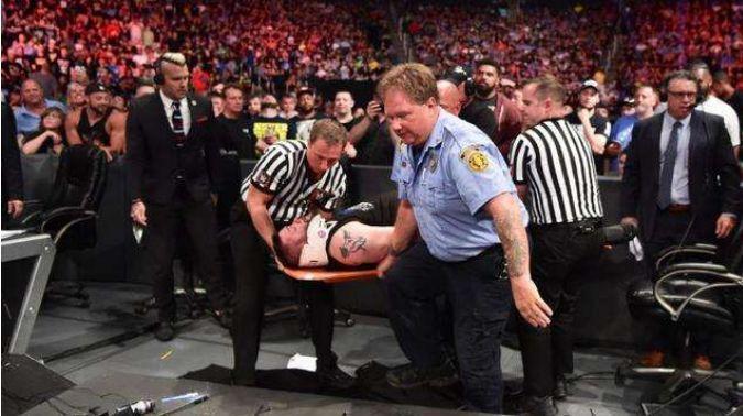 wwe:还以为是假打?3位选手死亡,小佩罗·阿瓜约命丧当场