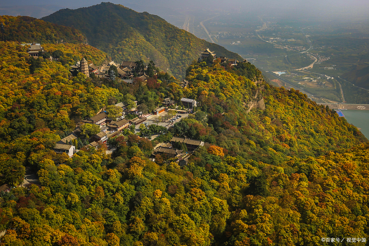 平凉崆峒山,这座山是古丝绸之路的要塞,被誉为"西来第一山".