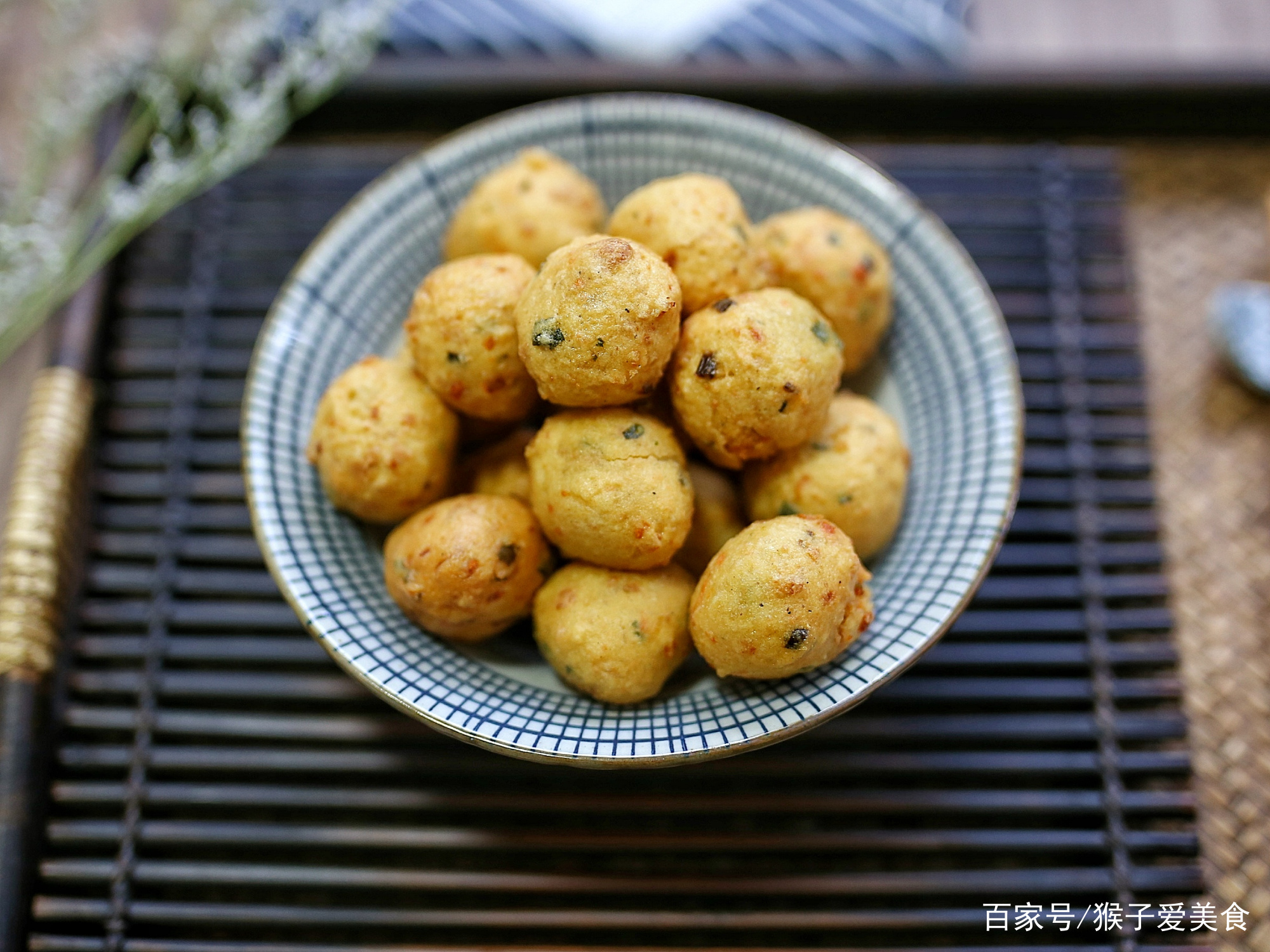 豆腐丸子的做法(红烧豆腐丸子的做法)