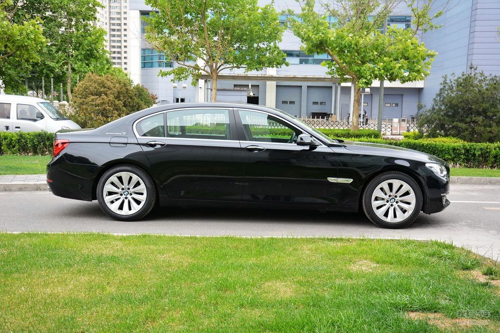 bmw 740le xdrive,集科技,奢华及性能于一身