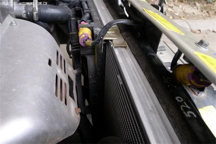 汽车散热风扇什么情况下会启动?冷车时启动正常吗?