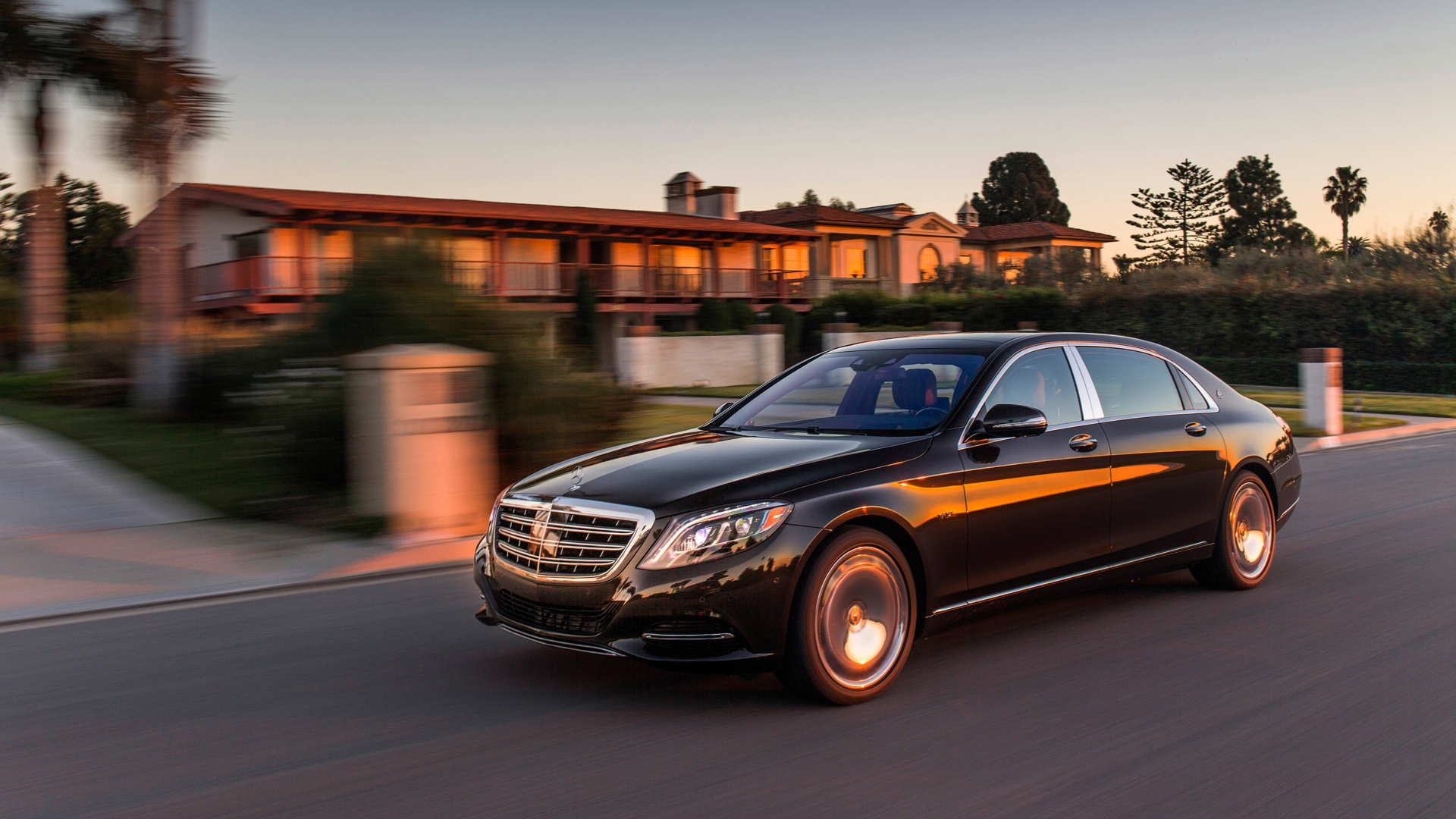 奢华无比 优雅的迈巴赫s级你关注了吗?