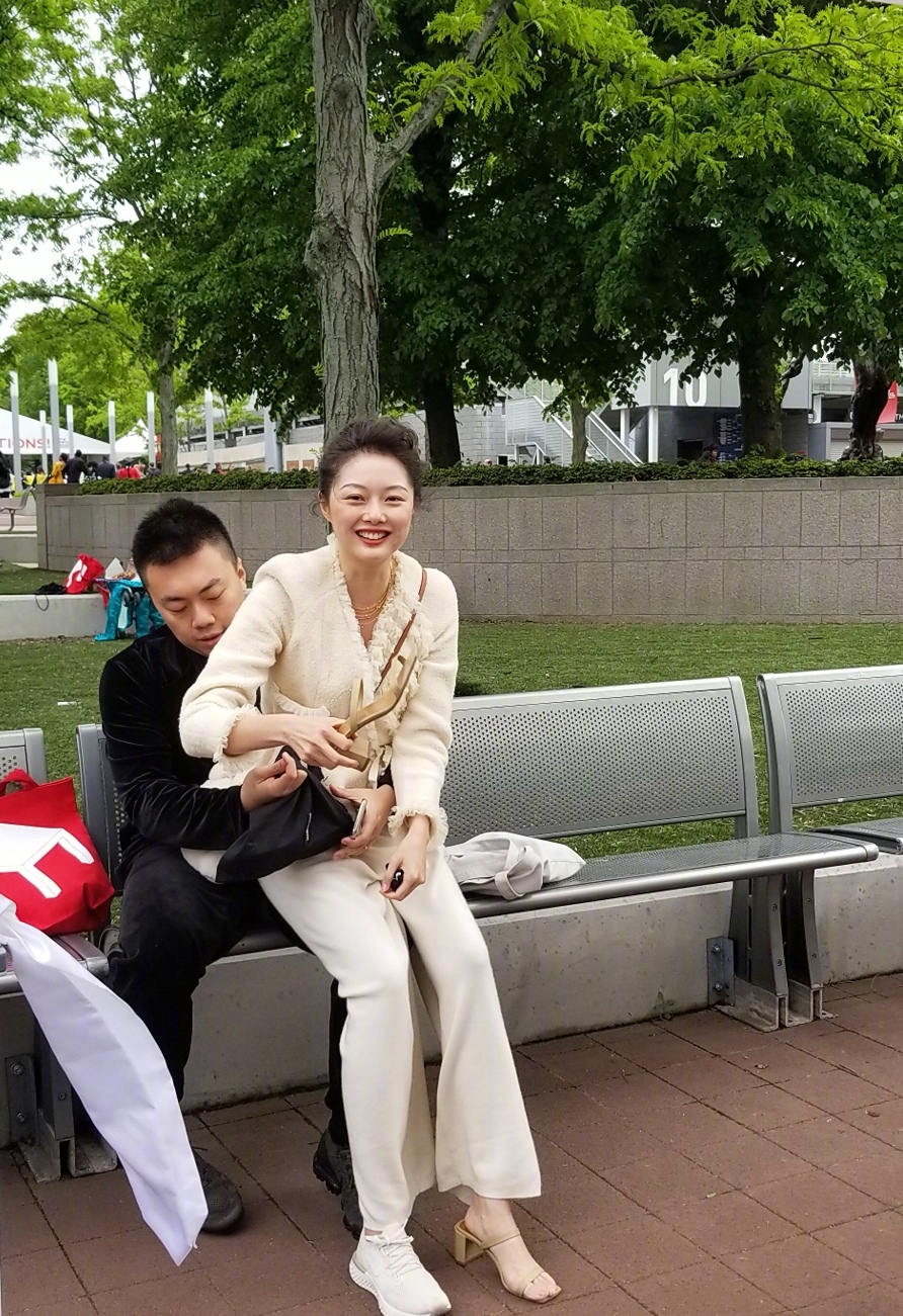 网红晚晚性感美照曝光,颜值飘忽不定,网友:妆化的不能接受!