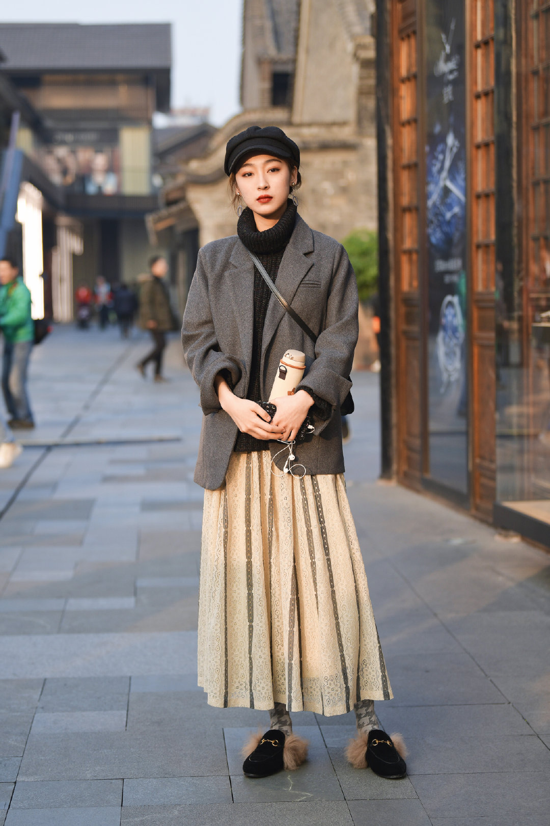 掌握今年冬季服装搭配技巧,轻松做都市时尚丽人!