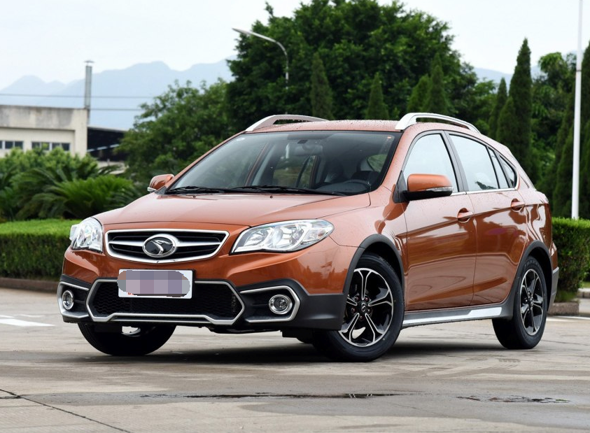 东南-v6菱仕:整体车型设计很霸道,高级感及手感均不错!