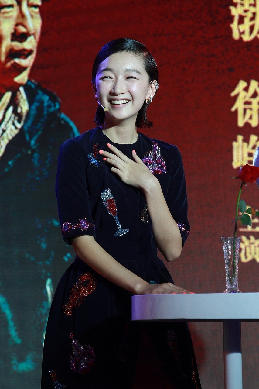 周冬雨的笑容,算不算是有感染力?