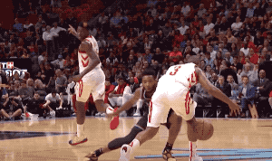 罚球三不沾,队魂17投4中还能赢,火箭牛逼了